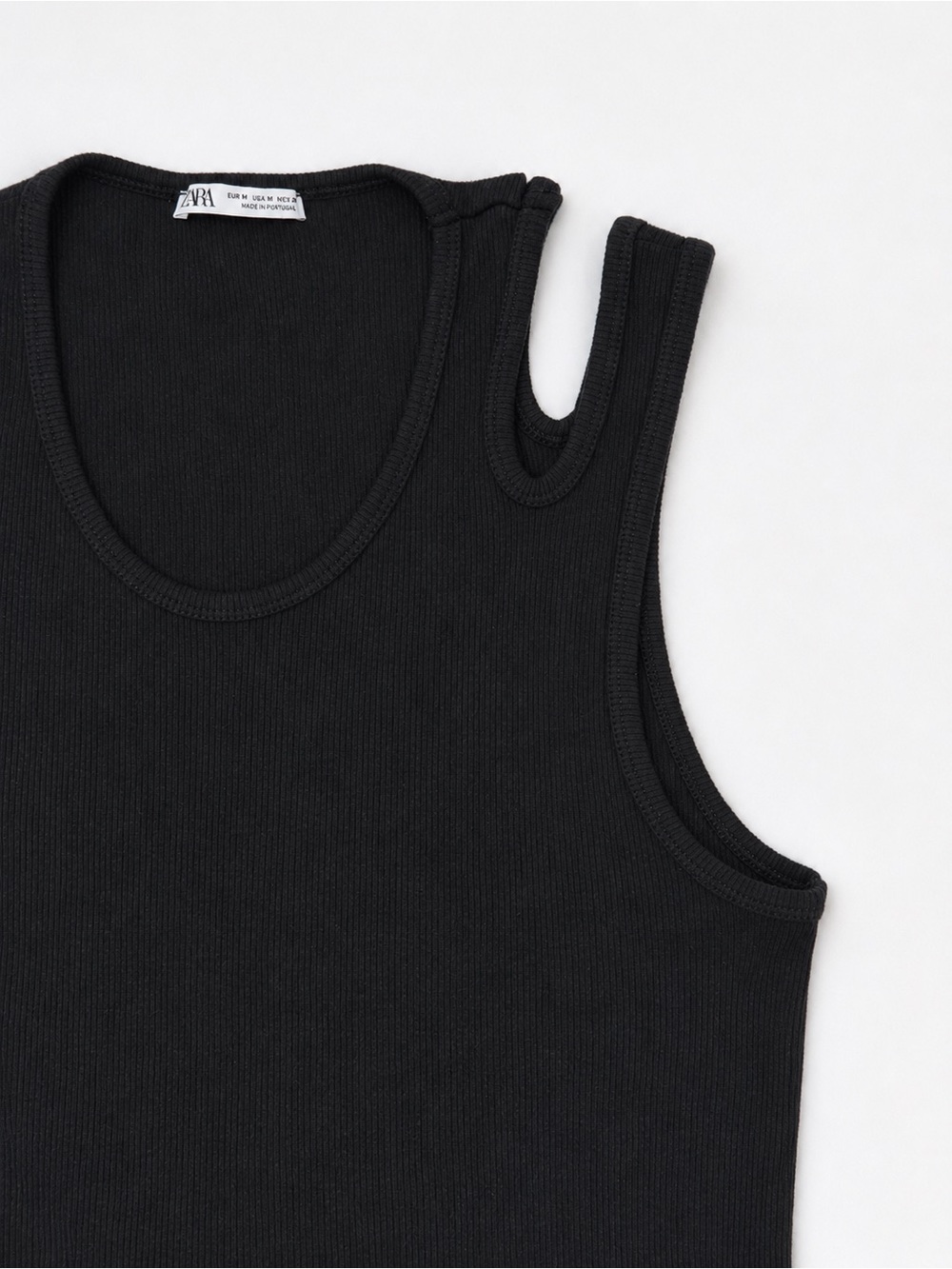 ZARA Black Men's Ribbed Tank Top with Shoulder Cutout Size Medium - Picture 4 of 6